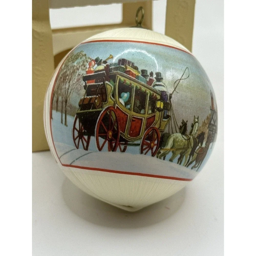 Vtg Hallmark Ornament Christmas Time 1980 Satin Stagecoach Tree Trimmer W/ Box